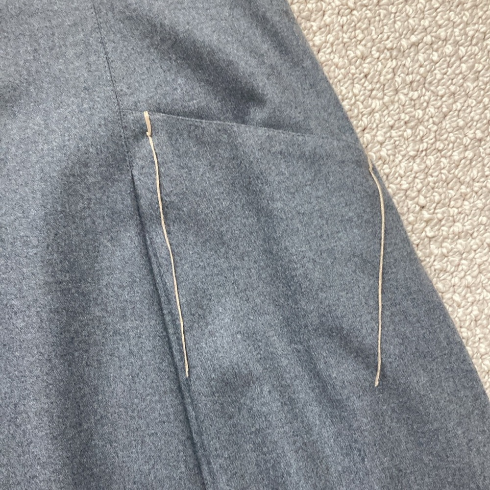 FENDI Gray Wool/Cashmere Blend Pleated High Waist Skirt, Size F40 - Picture 8 of 8